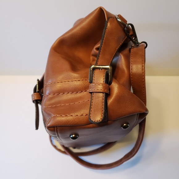 Womens Shoulder Strap, Crossbody ,Tan Faux Leather Handbag - Picture 8 of 9